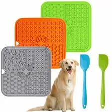 Silicone Slow‑Feed Mat – Pet (Clothes & Hats)
